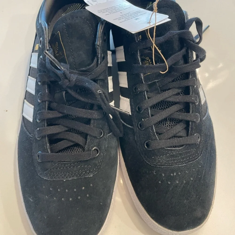 Adidas Men's Black and White Sneakers